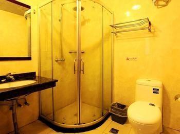 Luchi Hotel Lujang Kültér fotó